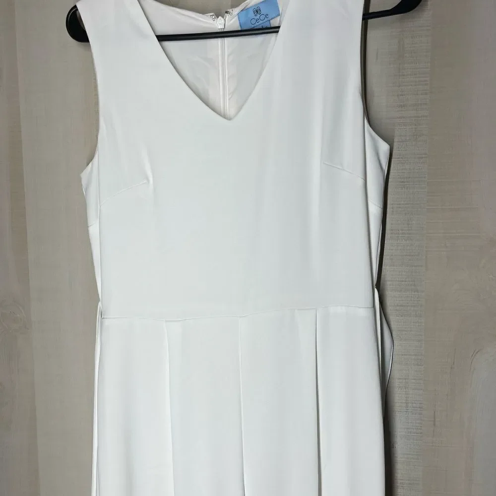 CeCe white sleeveless pants‎ romper v neck, size 2